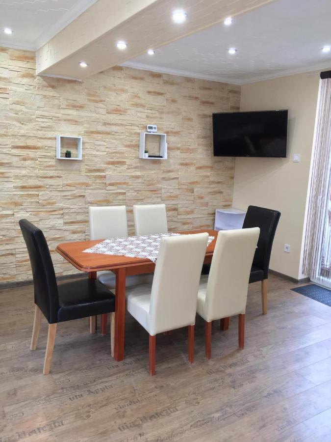 Zsofia Apartman Hajdúszoboszló Exteriér fotografie